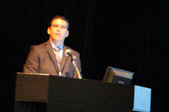 特別講演:Patrice BÉLANGER 先生「Scientific strategies necessary to resolve FDA clinical hold on anti-nerve growth factor inhibitors: The story of tanezumab」