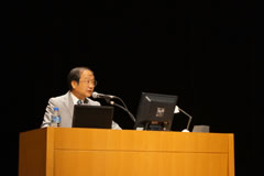年会長招待講演(遠山千春先生)