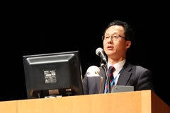 特別講演(Dr. Young-Joon SURH)