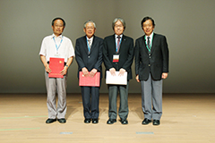 名誉会員:堀井 郁夫先生、功労会員:佐上 文郎先生、遠山 千春先生