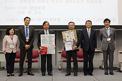 福本真理子先生(JSCT連携担当),務台衛(JSOT45年会長),永沼章先生(JSOT理事長),須崎紳一郎先生(JSCT代表理事),嶋津岳士先生(JSCT大会長),菅野純先生(JSOT連携担当)